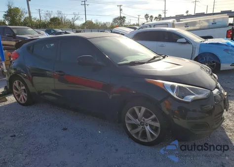 2016 Hyundai Veloster z USA, uszkodzony, nr VIN KMHTC6ADXGU265709